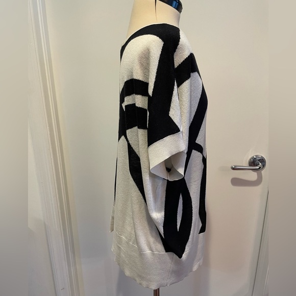 DKNY short sleeve silk and cashmere sweater size L - Picture 2 of 9